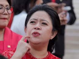 Puan maharani nakshatra kusyala devi (born 6 september 1973) is an indonesian politician who is the current speaker of the people's representative council (dpr), indonesia's lower house. Puan Maharani Dkk Rajin Kritik Pemerintah Adi Prayitno Semacam Api Api Kecil Berita Jambi Ekspres Jambiekspres Co Id