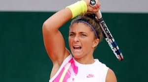 The handshake at the net between our sara errani and kiki mladenovic at the end of yesterday's match @roland. Errani Bertens La Commedia Dell Arte Nel Tennis La Repubblica