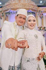 Ini foto tentang pengantin wanita, riasan mata, skgfotografi. Pengantin Busana Melayu By Harry And Friends Organizer Bridestory Com