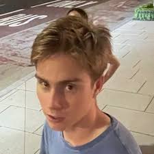 Brooklyn Williamson (@brooklynwilli)