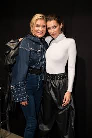 Jun 06, 2021 · bella hadid flashed her underwear (and bra) beneath her tracksuit while taking a solo stroll in new york's west village on saturday. Bella Hadid Took Her Mom Yolanda Hadid To Vote For The First Time In The U S Glamour