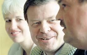 Karel komarek (born march 15, 1969, hodonín, czech republic) is a czech entrepreneur, one of the wealthiest czech citizens and the founder of kkcg. Komarek Senior Mame Se Synem Uplne Jine Nazory Idnes Cz