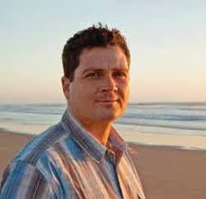 Lara Bartol's Instagram, Twitter & Facebook