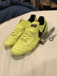 Advertisement Ebay Men S Nike Tiempo Legend Vi Sg Pro Volt Black 819177 707 Soccer Cleats Size 10 Nike Men Soccer Cleats Sport Shoes