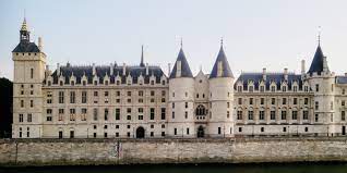 During the french revolution, 2,780 prisoners, including marie. Conciergerie Wikipedia