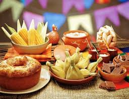 Como são diversas opções, é bem difícil encontrar alguém que saiba fazer qualquer uma das comidas de festa junina. Comidas De Festa Junina Salgadas E Doces E Para Fazer