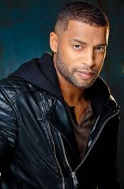 Hey, Gatekeepers!!! At this point, he 👇🏾 wants to be grown & handle this 