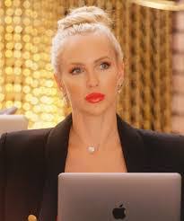 Leah Pasquale's Instagram, Twitter & Facebook