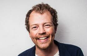 Tag: kim daniel arthur