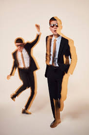 c k初の映画主題歌 アサトヒカリ clievyとkeenからなる男性二人組シンガーソングライターユニットc kが 6月5日公開 河瀨直美監督作品 映画 朝が来る の主題歌に抜擢 映画の為に書き下ろした新曲 アサトヒカリ が完成した 映画 歌詞 ミステリー 映画