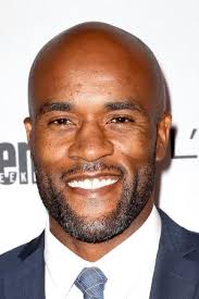 He's been on svu and nurse jackie since joining the knicks, and he made a pretty strange cameo on fx's sons of anarchy tuesday night. Sons Of Anarchy Trakt Tv