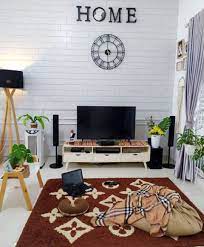 21 Wallpaper Dinding Ruang Tamu Minimalis Paling Mempesona Terbaru 2021 Dekor Rumah In 2021 Home Design Decor Dekorasi Dinding Ruang Tamu Gaya Ruang Tamu