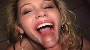 Beautiful blonde bartender gets paid for 2 facials | xHamster