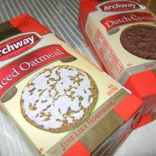 Succeeding the previous calendars, this set contains 274 pieces and costs £24.99, $39.99 or €24.99. Christmas Cookies Discontinued Archway Christmas Cookies