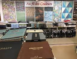 Au fil des couleurs paris. Bhv Marais Le Second Showroom D Au Fil Des Couleurs A Paris Blog Au Fil Des Couleurs Papiers Peints Et Decors Muraux