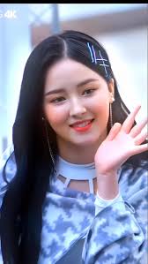 Nancy Momoland Slow Motion Dance