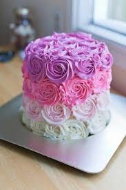 See more ideas about wedding cakes, wedding, cake. Pin By Ministry Of Movements On The Day We Dream Of As Little Girls Swirl Cake Cake Rose Cake