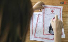 Bu sebeple kat irtifakı ile kat mülkiyeti arasında fark ne ise onun iyi anlaşılması önemlidir. Yapi Kayit Belgesi Tapuya Nasil Cevrilir