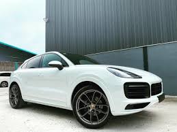 Porsche cayenne coupe mileage varies from 11.6 kmpl for automatic petrol variant base to 15.3 kmpl for automatic petrol variant turbo. Porsche Cayenne Coupe 3 0 Turbo Cars Cars For Sale On Carousell