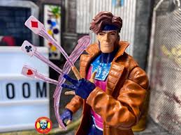 Retired gambit costume gets new life. Hasbro Marvel Legends X Men Retro Gambit Figure Video Review And Images