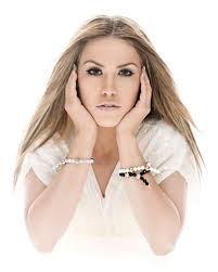 Anna David: Når en engel sir farvel < En sommerfugls selvmord