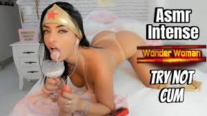 ASMR INTENSE Wonder Woman Cosplay SPERMADUSCHE SCHLUCKEN