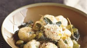 Ricotta Gnocchi With Leeks And Fava Beans Recipe Recipe In 2020 Ricotta Gnocchi Recipes Leeks
