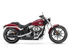 The Twin Cam 103b Engine With 103 Cid 1690cc Counter Balanced And Rigid Mounted Wi Harley Davidson Motorcycles Harley Davidson Bikes 2014 Harley Davidson