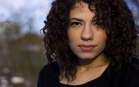 Evin ahmad wurde 1990 als tochter kurdischer eltern in stockholm geboren, wo sie auch aufwuchs. Rising Kurdish Actress Evin Ahmad My Roles Must Rudaw Net