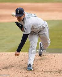 yusei kikuchi of the seattle mariners pitches against the chicago white sox on april 5 2019 at guaranteed rate field in chicago illinois 野球選手 野球 選手