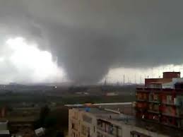 Maybe you would like to learn more about one of these? Violenta Tromba D Aria Su Taranto Varesenews Video