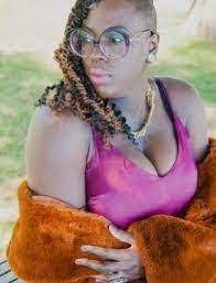 Candace Kyle's Instagram, Twitter & Facebook