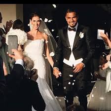 How can both sulley muntari and prince boateng be banned. Melissa Satta Kevin Prince Boateng Beitrage Facebook