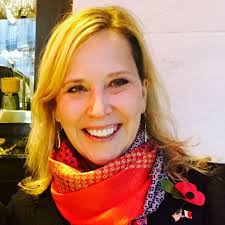 Adrienne Ross (@adriennejross) • Instagram photos and videos