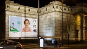 Sie sollte als gezielte gegendarstellung zu der am vortag eröffneten „großen deutschen kunstausstellung verstanden. Das Haus Der Kunst In Munchen Ist Eines Der Grossen Internationalen Ausstellungshauser