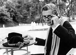 Which tv characters should've gotten a happy ending but didn't? 8 1 2 Movie Review Film Summary 1963 Roger Ebert