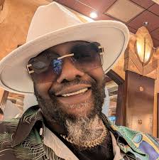 My husband I love you I know you my angel shining down making sure I get  whatever I want in life 🥲🥲🥲🥰🥰🥰🥰🥰 I refuse to marry a black man  because no one