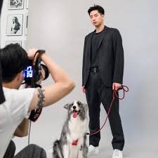 建中泳將李冠成（左）和弟弟王冠閎合計拿下十一面金牌，成一 七年全中運最強兄弟檔。 記者曾思儒／攝影 一 七年全中運昨天閉幕，總計出現三項全國新紀錄都是在泳池畔產生，北市建國中學高一泳將王冠閎更寫下個人賽和接力賽全部登頂的六金紀錄，且三項. Azr Mqd7s85dkm