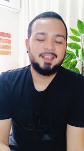 Entre a Áustria e a Itália, há uma parte dos Alpes chamada Semmering. É uma  parte incrivelmente difícil de subir, muito alto das montanhas. Eles  construíram um trilho nestes Alpes para ligar Viena e ...