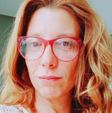 Tenemos que compartir con mucho dolor una noticia terriblemente triste:  falleció nuestra querida Carmen Fusca. La recordaremos por su compromiso  con las infancias, su solidaridad, su dedicación, su sonrisa y sus valiosos