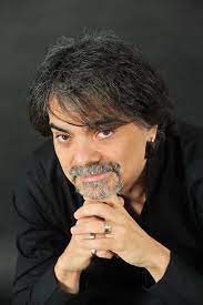 Born in prato, nuti began his professional career as an actor in the late 1970s, when he formed the cabaret group giancattivi together with. Giampaolo Nuti Fotos Facebook