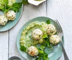 Boulettes De Poulet Puree De Celeri Rave Recette Boulette De Poulet Idee Recette Puree De Celeri Rave