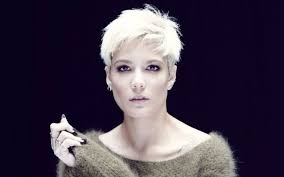 There are certain hairstyles that are simply timeless, universally flattering, and suitable for a variety of hair types. On The Charts June 12 2017 Fyimusicnews