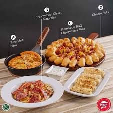 Nikmati juga promo dan diskon . Pizza Hut At Sultan Alauddin Tamalate Makassar Traveloka Eats