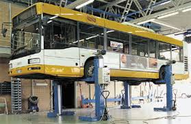 Am primit un telefon de la unul din colaboratorii nostri in care ne solicita sa ne deplasam apelati cu incredere la serviciile noastre de service mobil si va veti convinge de preturile. Elevator Cu Coloane Mobile Pentru Camioane Space Italia Ginamar Auto