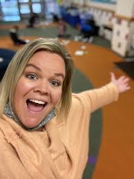 Kelsey Shaw's Instagram, Twitter & Facebook