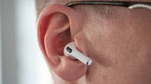Airpods pro became available for purchase on october 28, and began arriving to customers on wednesday, october 30, the same day the airpods pro were stocked in retail stores. Airpods Pro Im Test Apple Setzt Neue Massstabe Bei Bluetooth Horstopseln Golem De