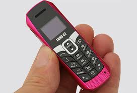 Los detectores de metales para móviles son un tipo de aplicación que puede encontrarse tanto en la tienda google play como en la app store. Microcelular Conheca O Telefone Que Esta Tomando As Prisoes Do Brasil Celular Techtudo