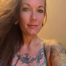 Lori Harmon (@lorifknharmon) • Threads, Say more