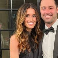 Lauren Ervin's Instagram, Twitter & Facebook